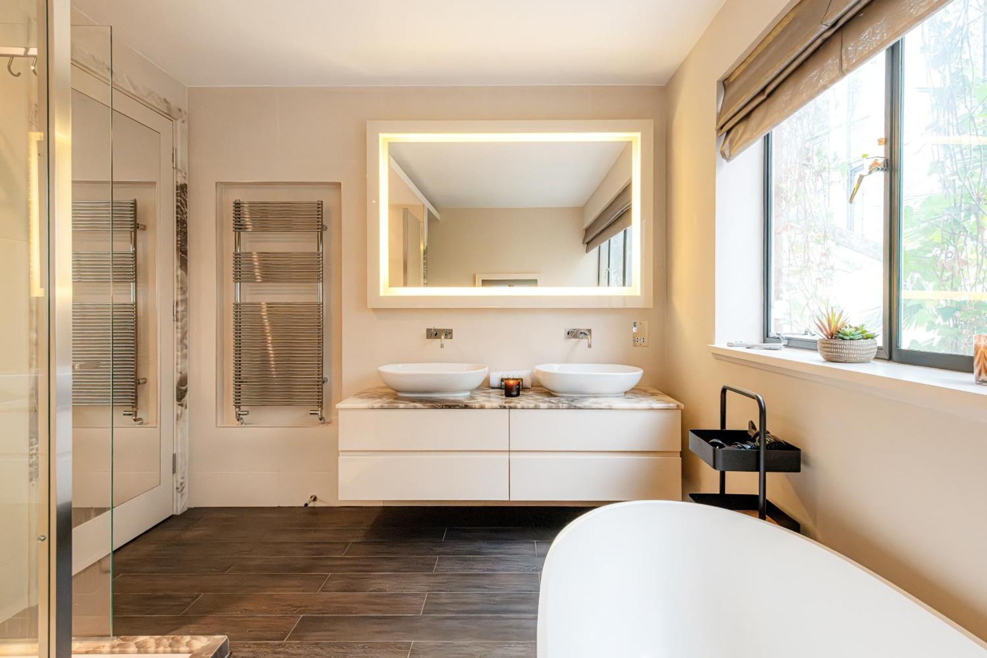 Luxury 3br In Belgravia, Near Victoria Сasa de vacaciones Londres
