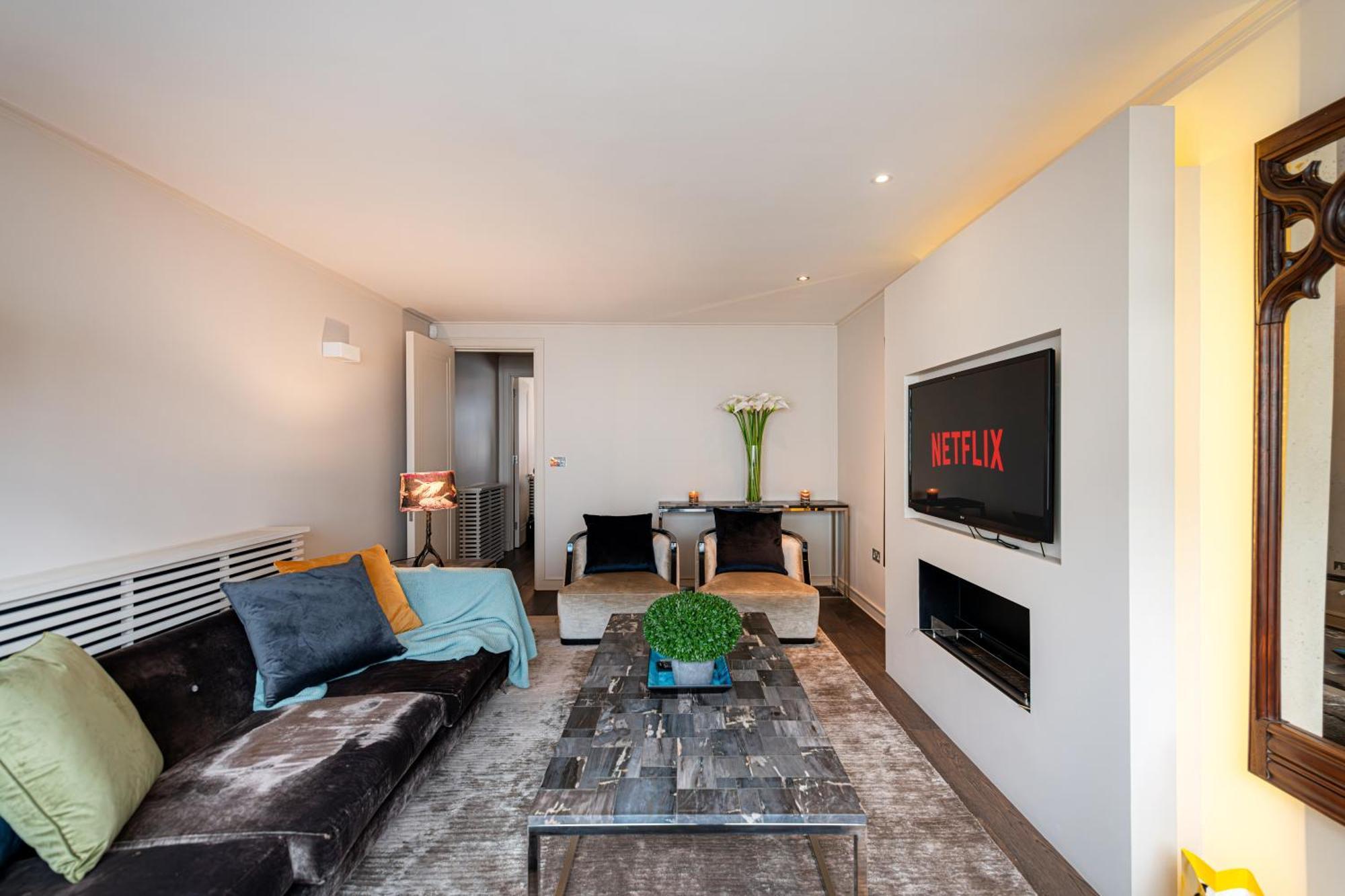 Luxury 3br In Belgravia, Near Victoria Сasa de vacaciones *